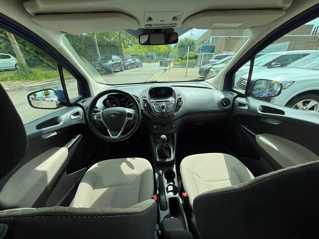 Ford TOURNEO COURIER , Airco, Nieuwe Distributie Nette auto, Auto's, Voorwielaandrijving, Euro 5, Gebruikt, Beige