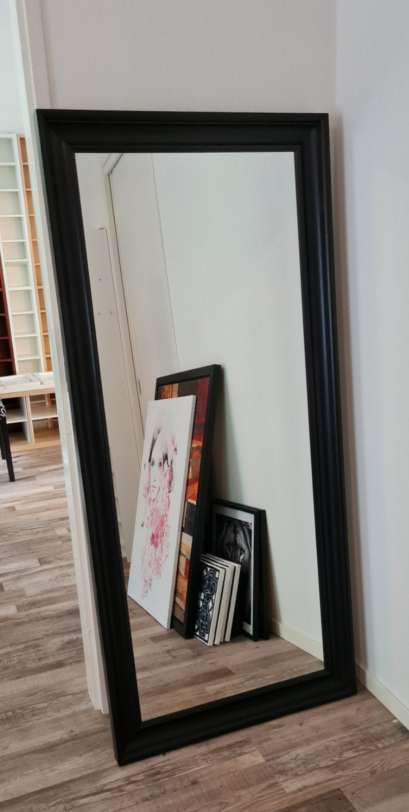 Grote spiegel van Ikea, kleur bruinzwart., Huis en Inrichting, Ophalen, Zo goed als nieuw, 75 tot 100 cm, 150 tot 200 cm