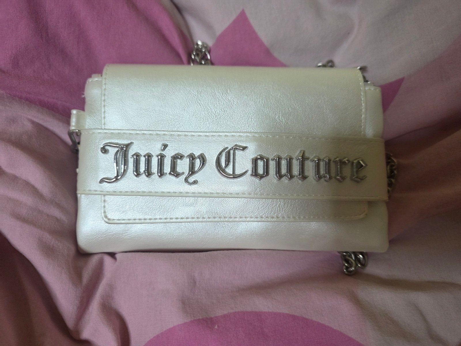 Juicy Couture Schoudertasje - Wit met Zilveren Details, Verzenden, Zo goed als nieuw, Wit, Schoudertasje