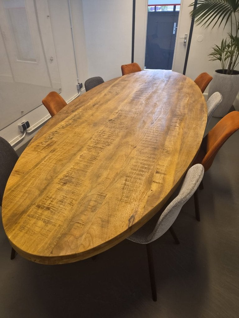 Ovalen houten tafel, Huis en Inrichting, Tafels | Eettafels, Ophalen, Gebruikt, 100 tot 150 cm, 200 cm of meer
