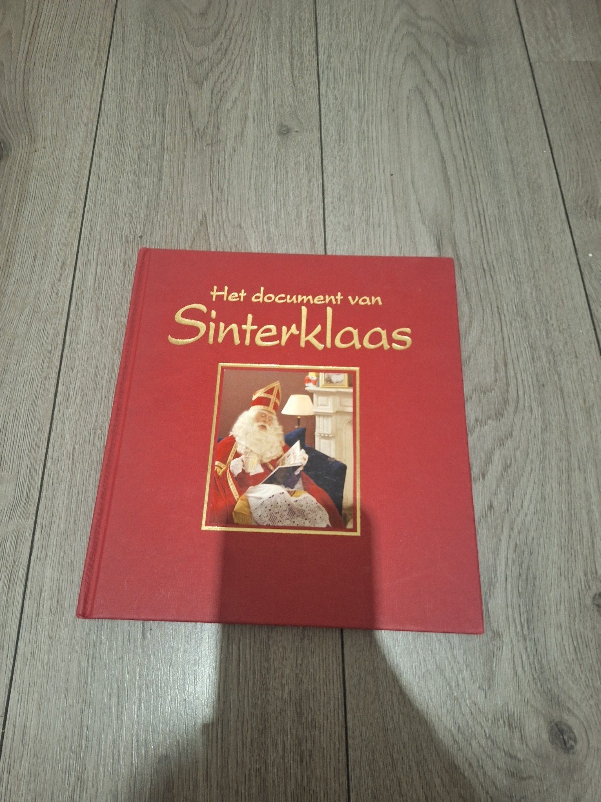 Het document van Sinterklaas, Ophalen