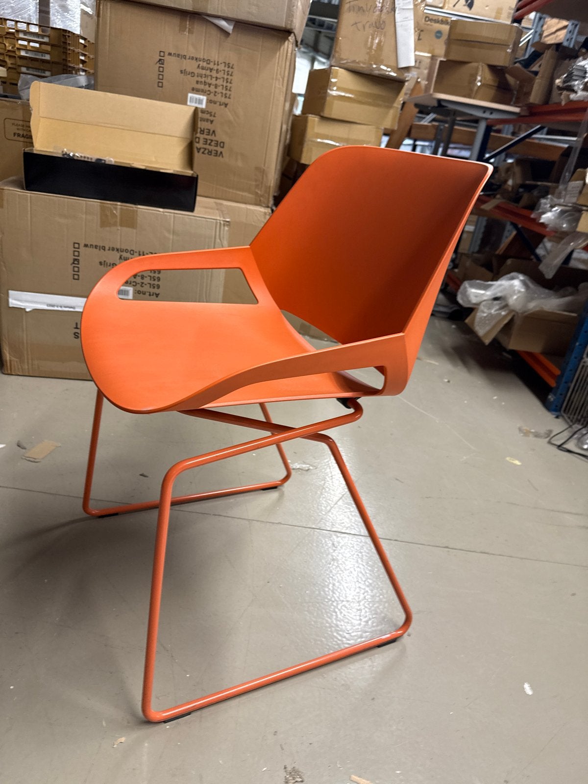 Stapelbare Oranje Stoel - Numa Design, Ophalen, Kunststof, Gebruikt, Overige kleuren