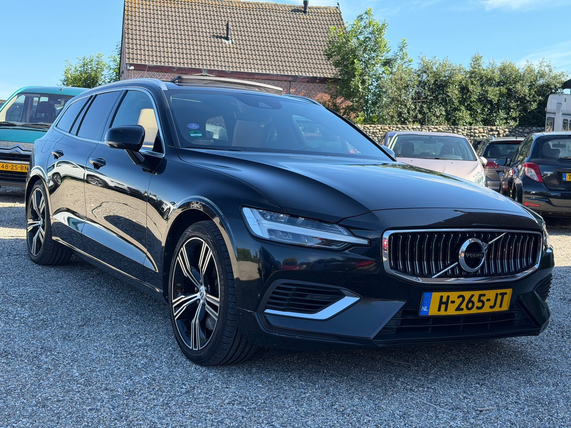 Volvo V60 2.0 T6 Twin Engine AWD Inscription BTW auto 16050, Auto's, Automaat, Gebruikt, Euro 6, 4 cilinders