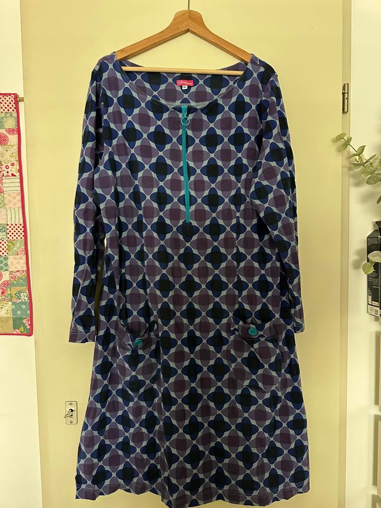 Tante Betsy Jurk met Geometrisch Patroon - Maat 3XL, Kleding | Dames, Jurken, Paars, Maat 46/48 (XL) of groter, Ophalen of Verzenden