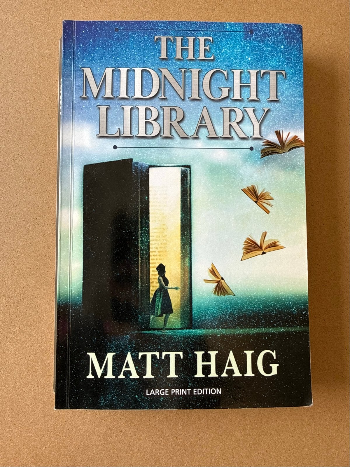 The Midnight Library - Matt Haig (Large Print Edition), Ophalen of Verzenden, Zo goed als nieuw, Amerika