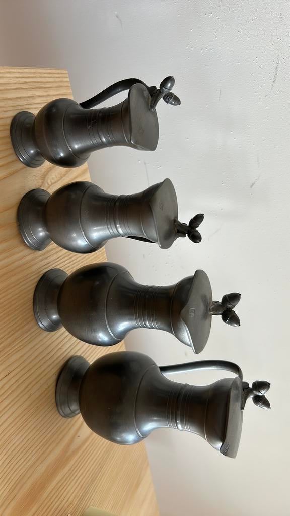 4 tinnen “eikel” kannetjes, Antiek en Kunst, Antiek | Tin, Ophalen of Verzenden