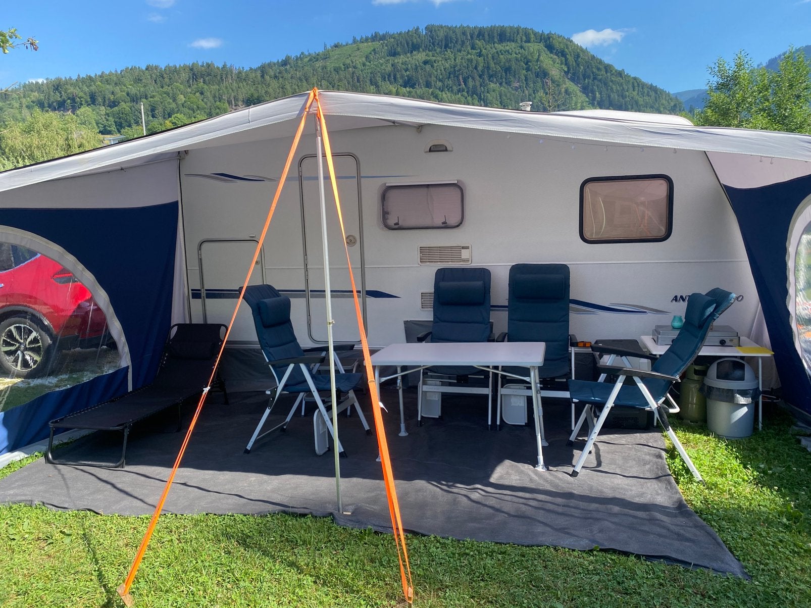 Caravelair Antares 490 de luxe met mover, Vast bed, 750 - 1000 kg, Particulier, 6 tot 7 meter