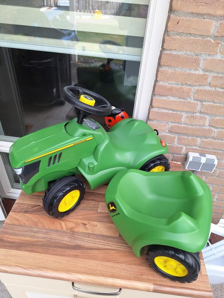 Zo goed als nieuwe John Deere tractor met aanhanger, Kinderen en Baby's, Speelgoed | Speelgoedvoertuigen, Ophalen, Zo goed als nieuw