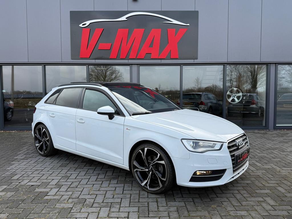 Audi A3 Sportback 1.4 TFSI S-Line Navi Panorama LED Stoelvw, Euro 5, Gebruikt, Zwart, 4 cilinders