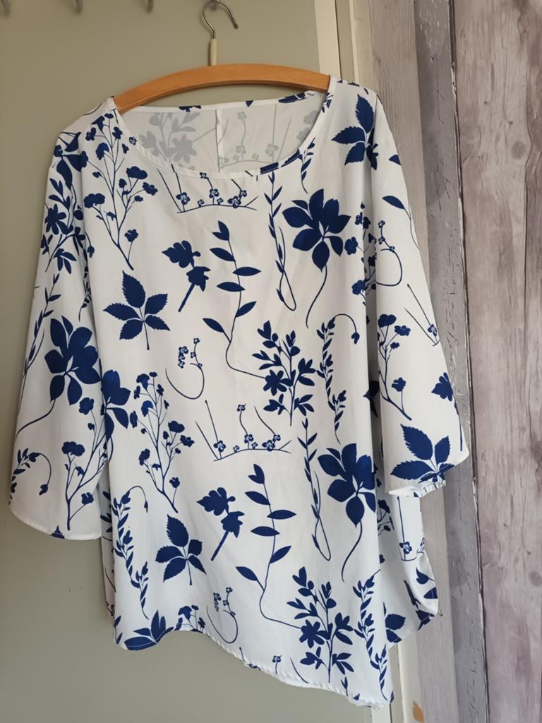 Mooie tuniek 52/54, Kleding | Dames, Grote Maten, Ophalen of Verzenden, Zo goed als nieuw, Blouse of Tuniek