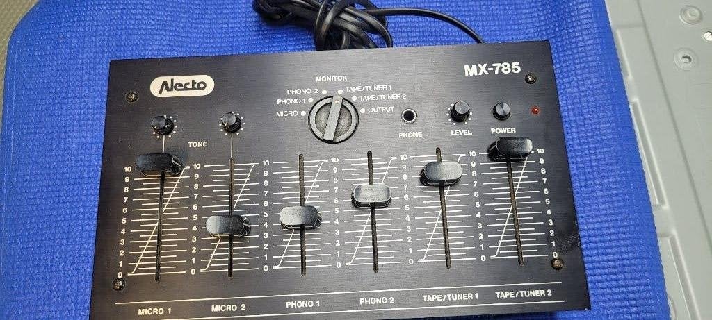 mengpaneel Alecto MX785, Muziek en Instrumenten, Ophalen of Verzenden, Gebruikt, 5 tot 10 kanalen, Microfooningang