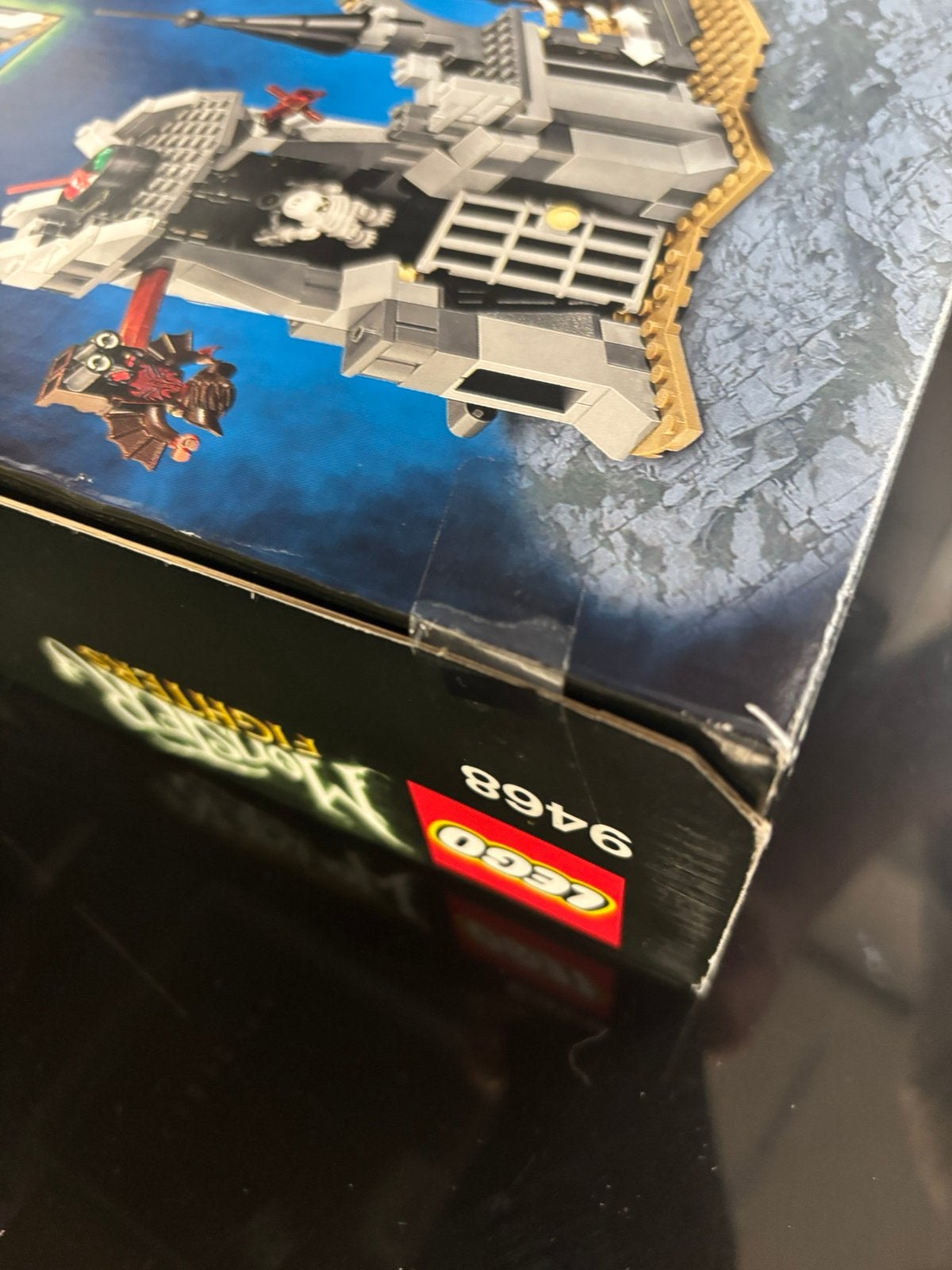 Foto 16 van Lego Monster Fighters nr 9468 / Sealed / Vampyer Castle