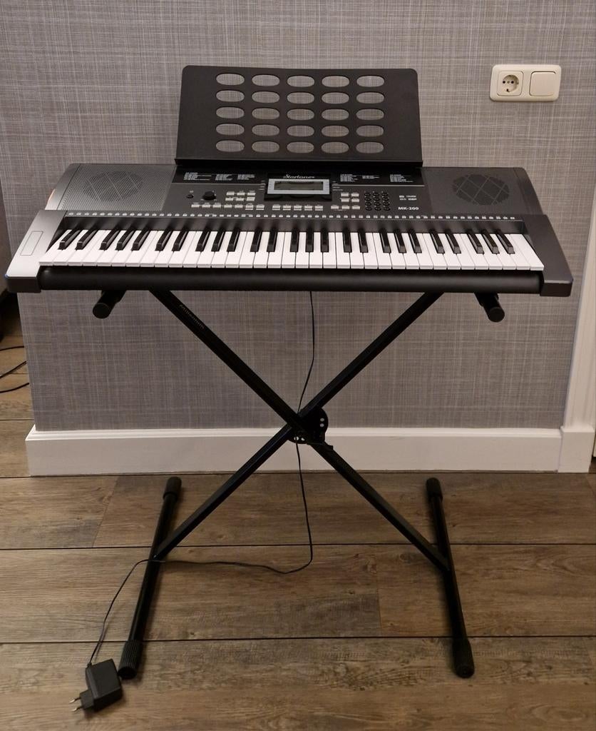 Leuke Startone MK-200 keyboard, 61 toetsen, Zo goed als nieuw, Met standaard, Ophalen