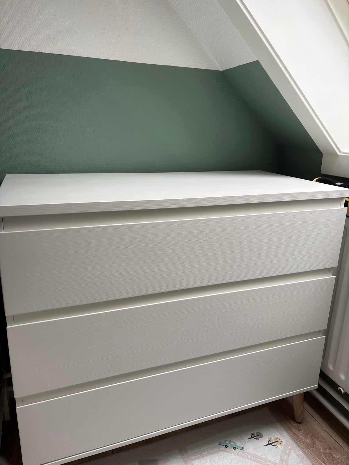 Commode TWF Beach Island wit met houten poten, Ophalen, 50 tot 70 cm, Zo goed als nieuw, 75 tot 100 cm