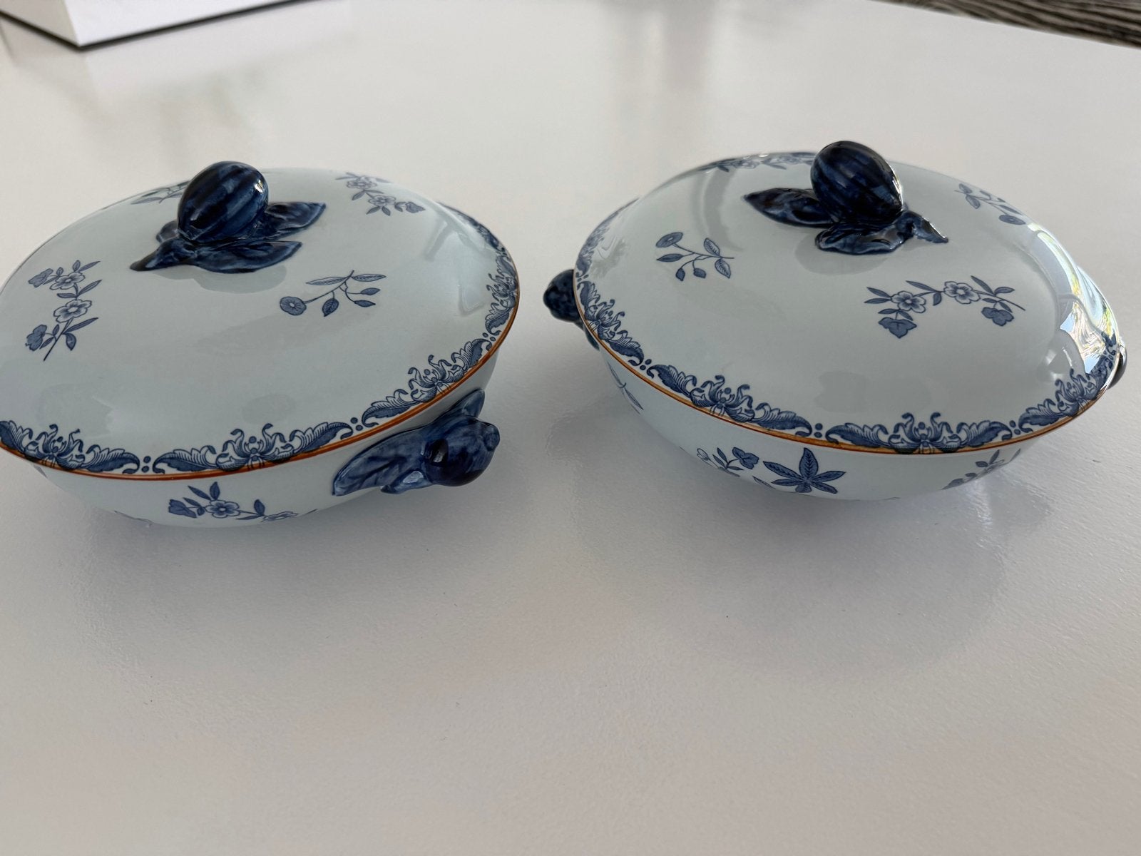 2x Rostand Ostindia blauw porselein dekschaal 19 cm, Ophalen