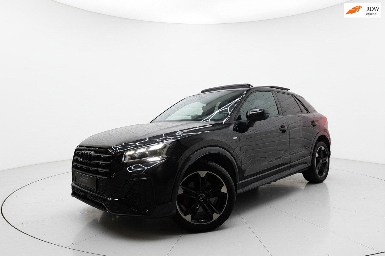 Audi Q2 35 TFSI 3x S LINE PANO VIRTUAL CAM MATRIX LED, Auto's, 4 cilinders, 150 pk, Zwart, Bedrijf