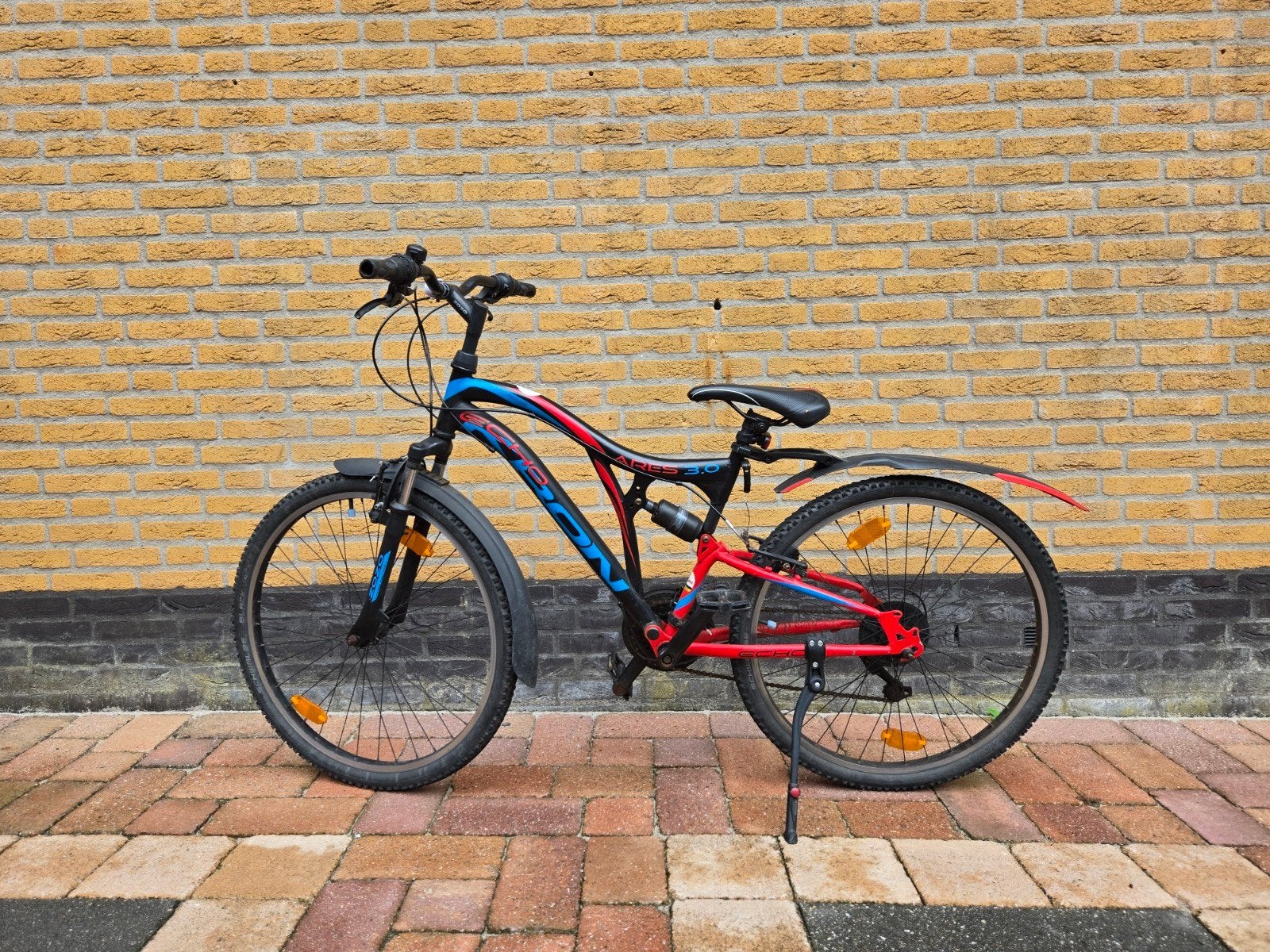 KRON MTB AIR 3.0 Mountainbike - Zwart/Rood/Blauw, Gebruikt, Velgrem, Meer dan 20 versnellingen, 53 tot 57 cm