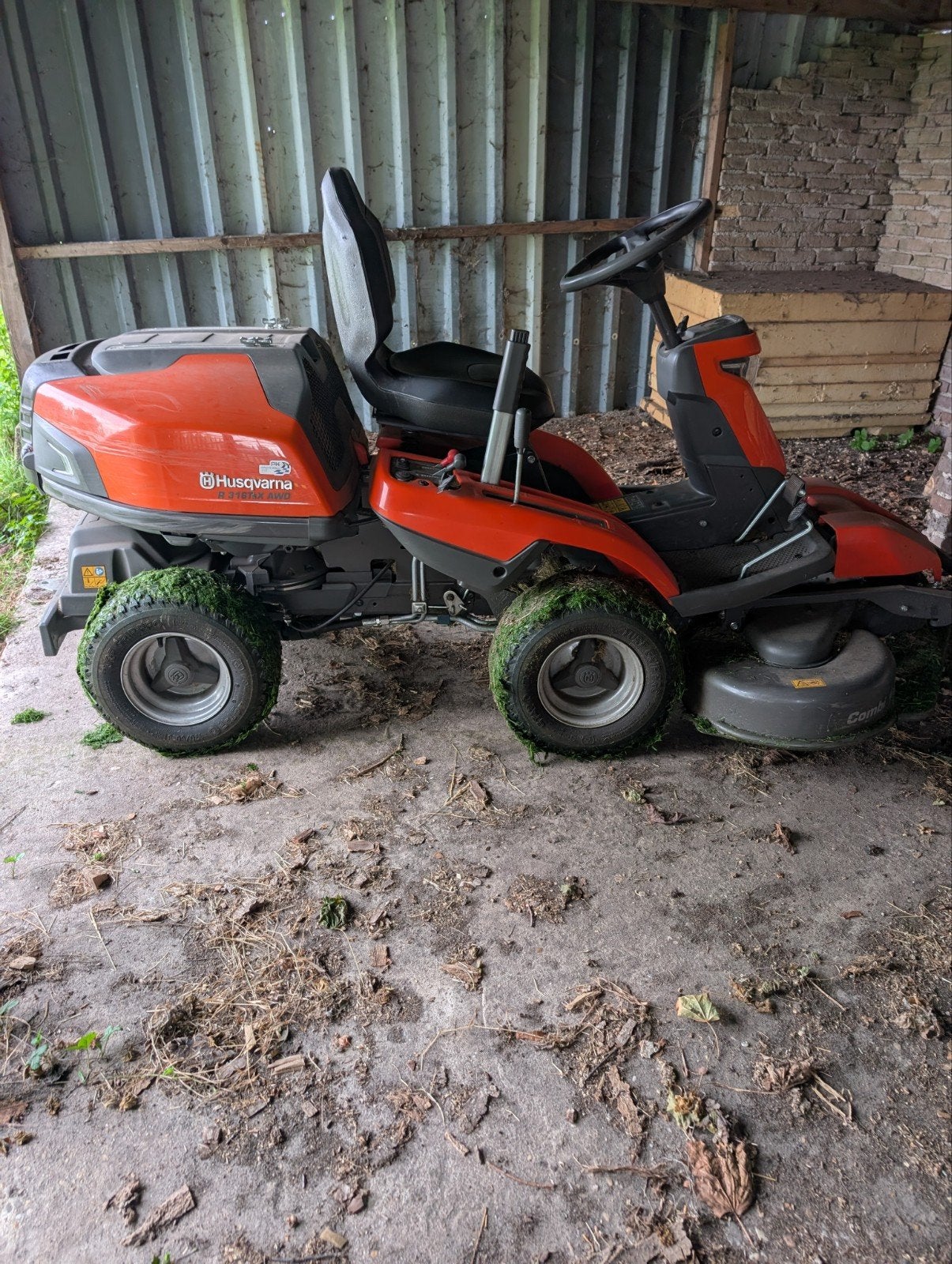 Husqvarna R 316TsX AWD Zitmaaier - Zeer Goede Staat, Tuin en Terras, Cirkelmaaier, Mulchfunctie, Ophalen of Verzenden, Zo goed als nieuw