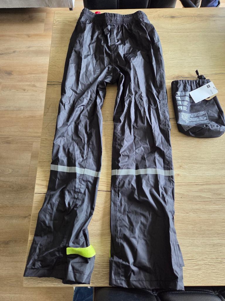 Hema Regenbroek Kids Maat 122/128, Broek, Jongen of Meisje, Ophalen of Verzenden, Zo goed als nieuw