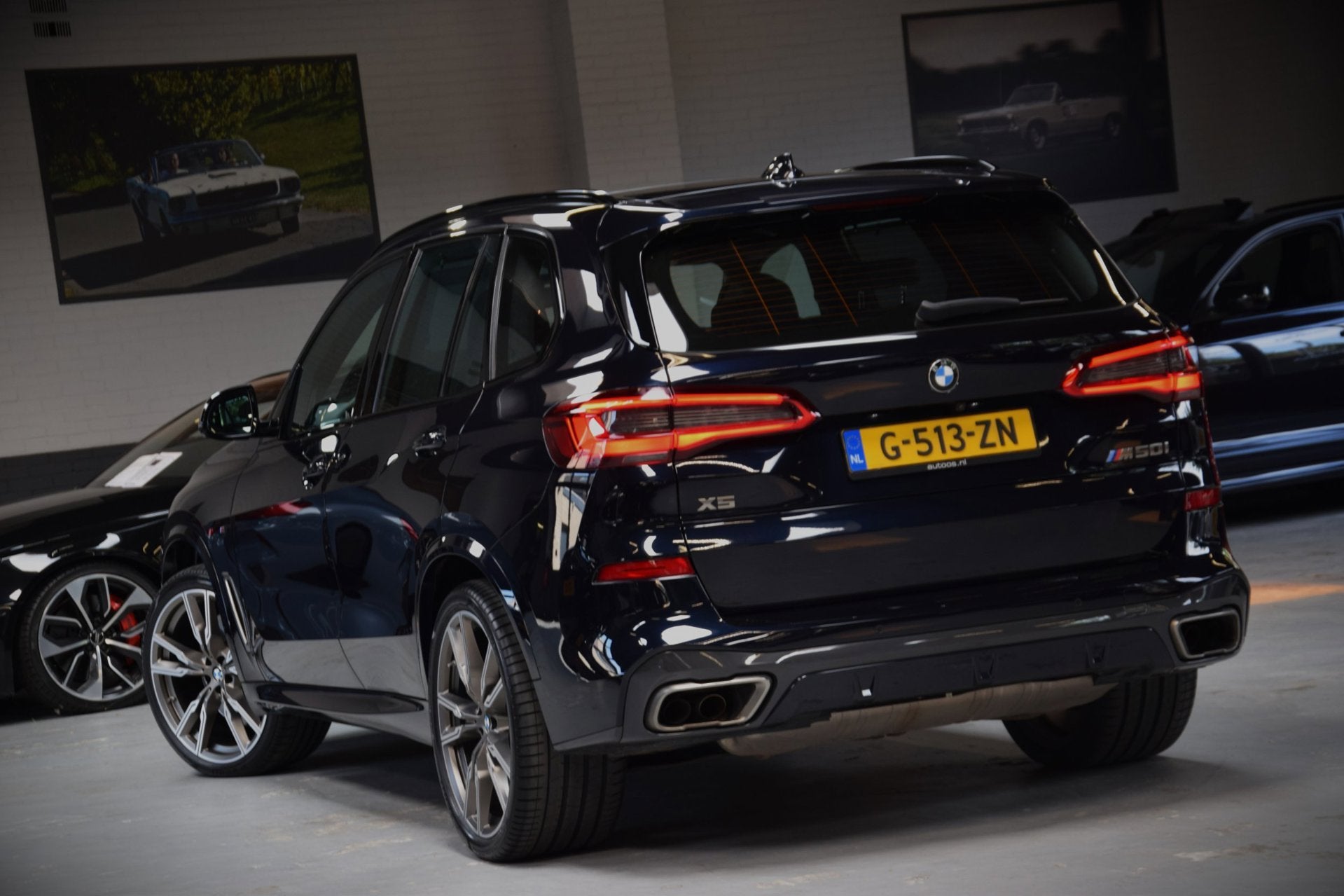 BMW X5 M50i V8 High Executive Navi|Leder|Dealer onderhouden|, Auto's, BMW, Automaat, Gebruikt, 4395 cc, Zwart