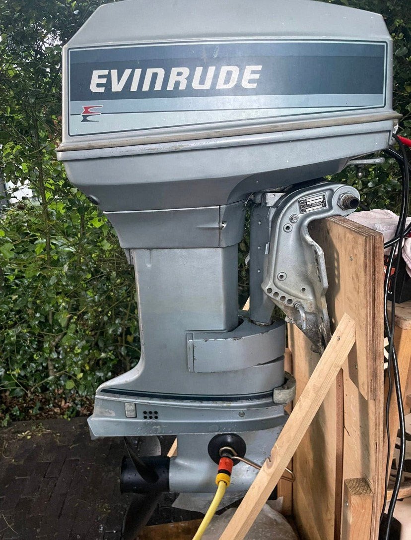 Buitenboordmotor 40pk evinrude e-start/afstandbediening, Ophalen of Verzenden, Zo goed als nieuw, Motor en Techniek, Motorboot