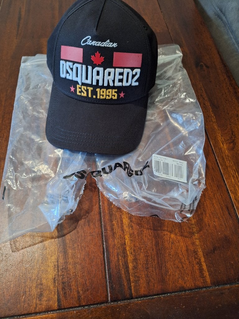 Dsquared2 pet Canadian zwart, Ophalen, Nieuw