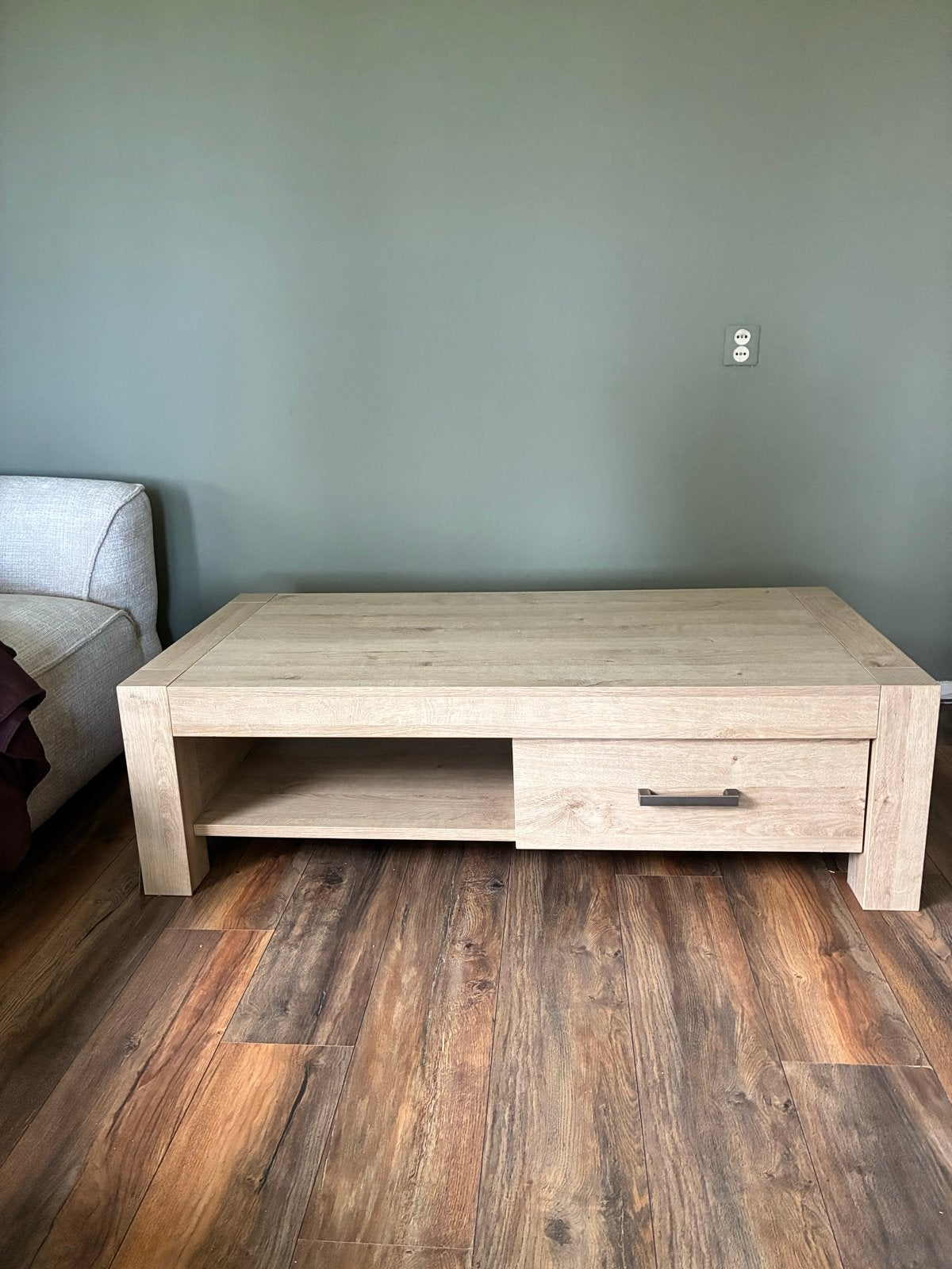 Massief houten salontafel met lade en opbergvak, Ophalen, Gebruikt, 100 tot 150 cm, 50 tot 100 cm