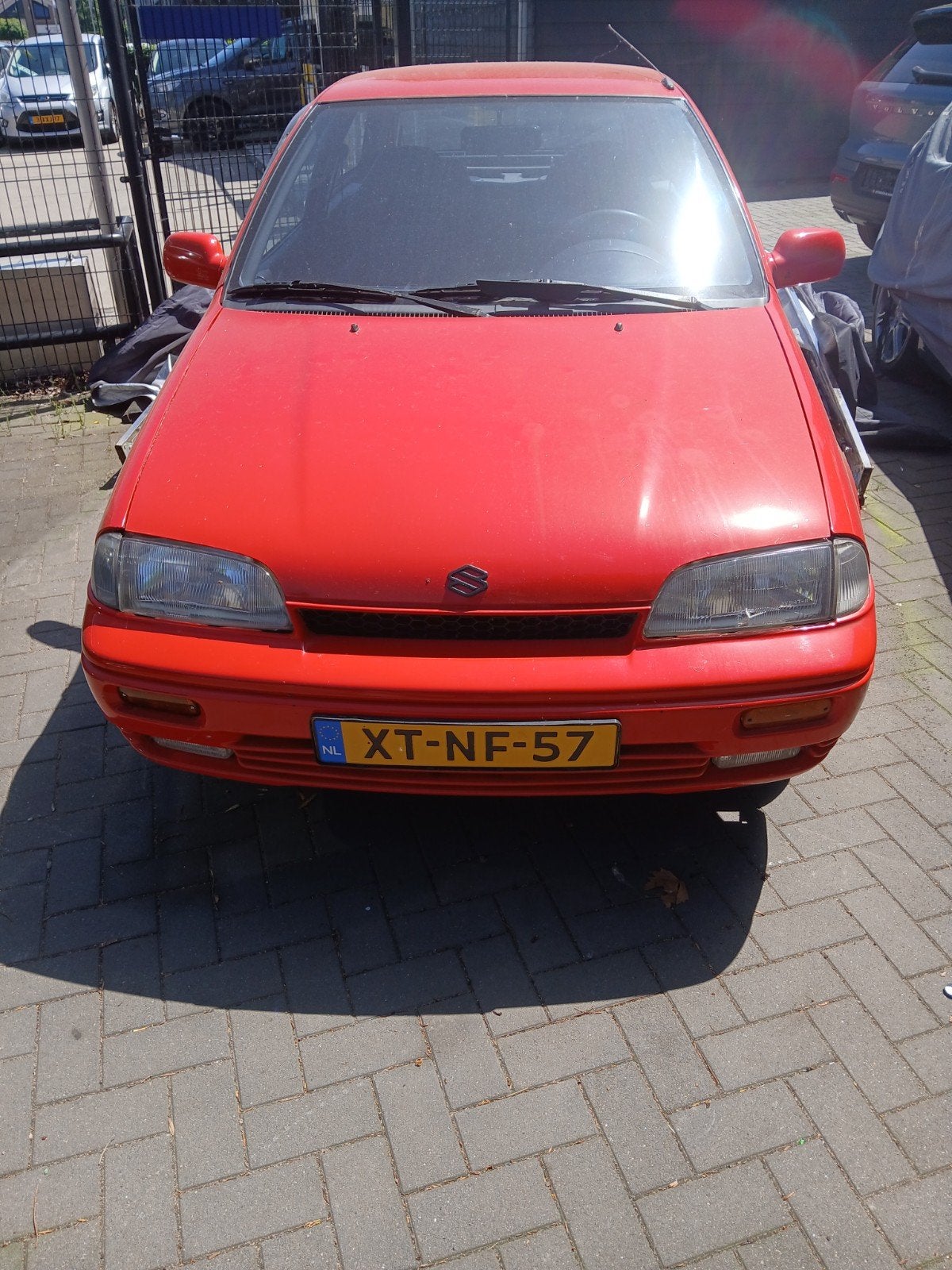 Suzuki Swift 1.3 GTI Twin-cam 16V U9 1992 Rood, Auto's, Voorwielaandrijving, 4 cilinders, 100 pk, Swift