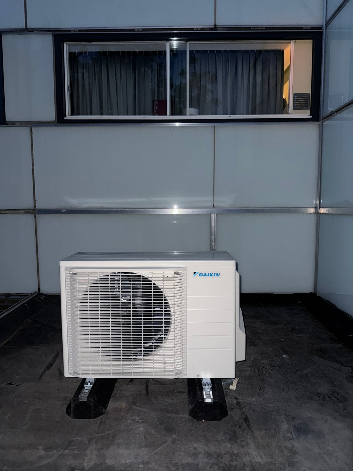 Foto 2 van Plaatsing Airco Lg,Daikin,Haier,Mitsubishi,AUX