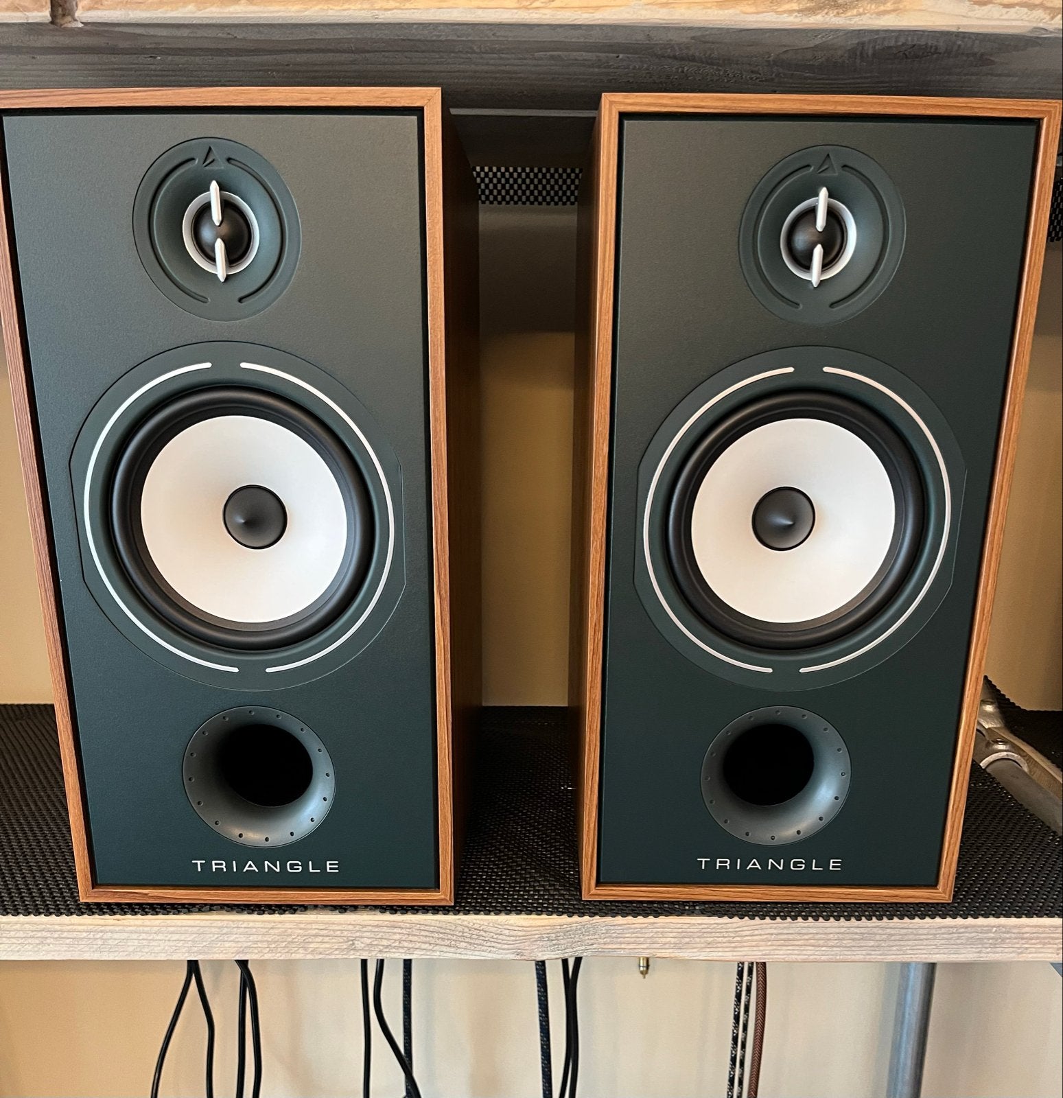Triangle Borea BR04 Boekenplank speakers (Winkel leegverkoop, Triangle, Nieuw, 60 tot 120 watt, @