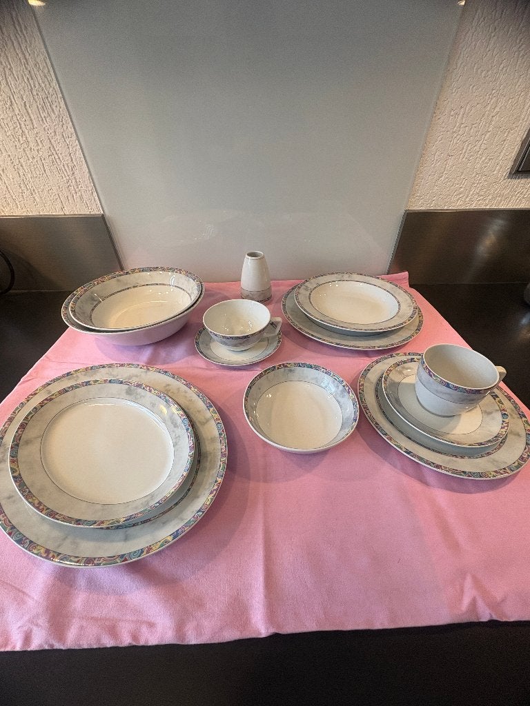 Eschenbach 40 delig servies vintage, Huis en Inrichting, Keuken | Servies, Ophalen, Overige merken, Vintage, Zo goed als nieuw
