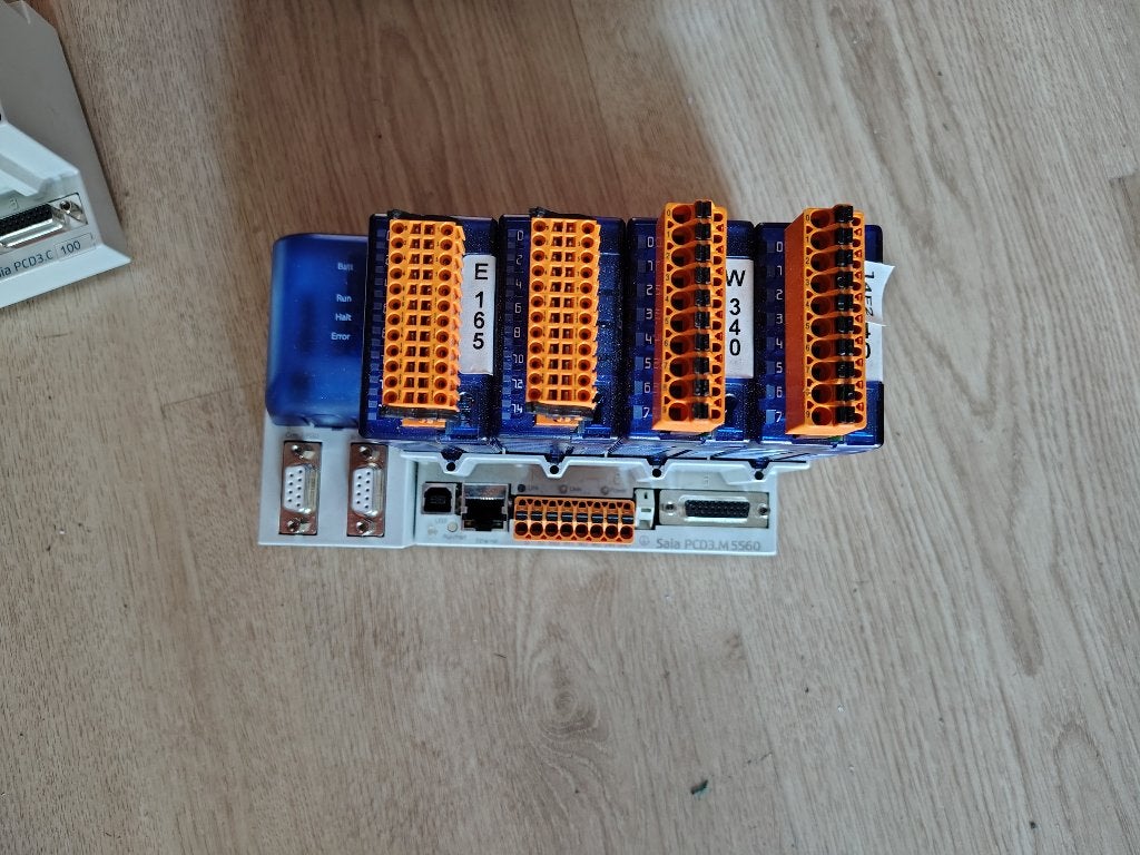Saia PCD3.M5560 PCU basismodule +2x PCD3 WCD en 2xPCD3.E165, Ophalen of Verzenden, Gebruikt