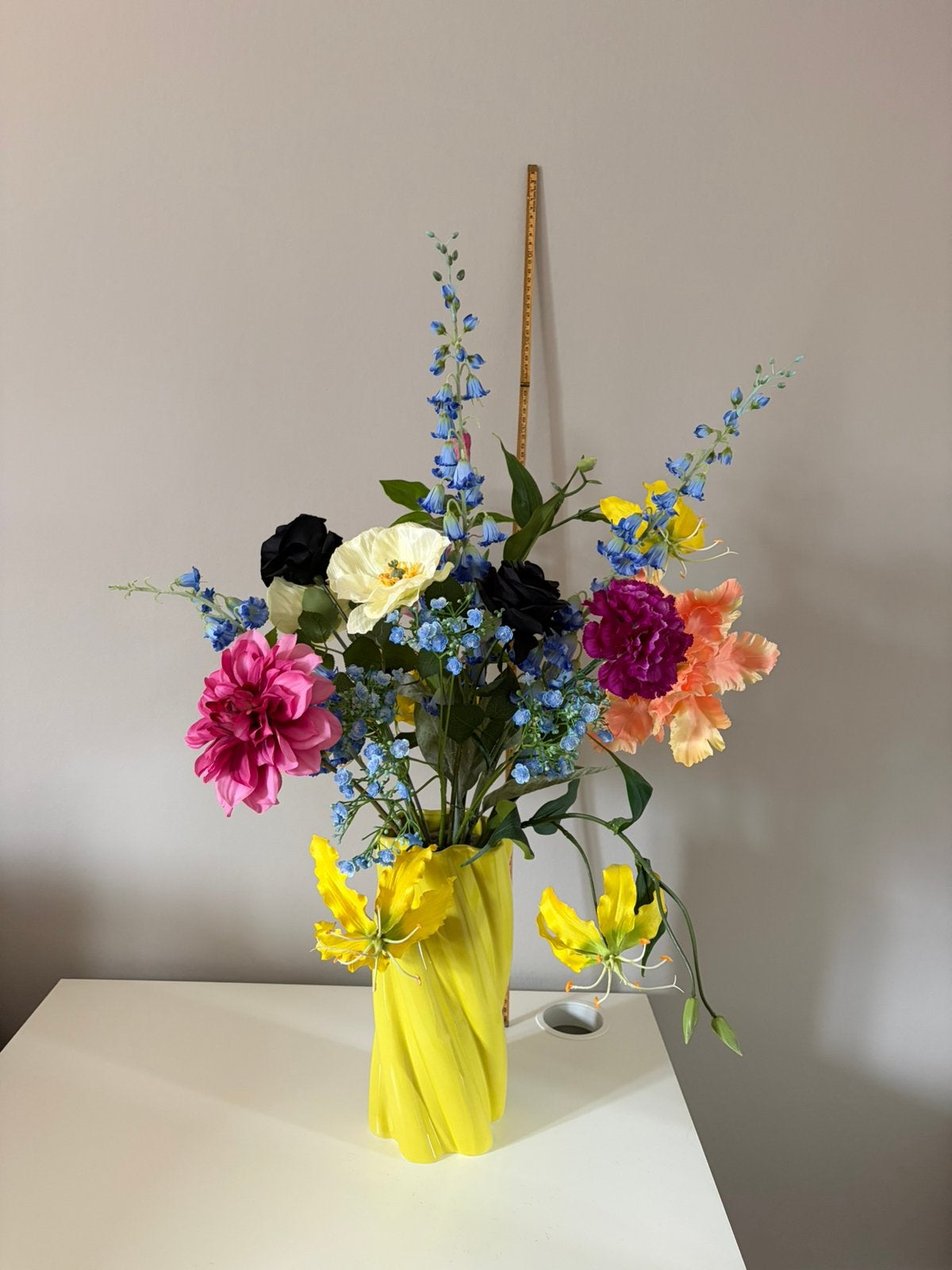Boeket met zijde bloemen incl. vaas, Ophalen, Binnen, 60 cm, Inclusief kunstbloemen