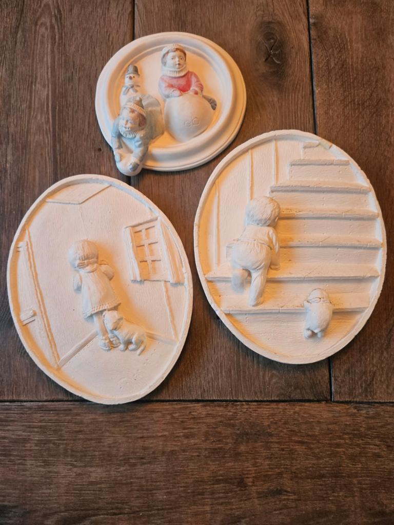 3x gips muur decoratie, Verzamelen, Beelden en Beeldjes, Ophalen