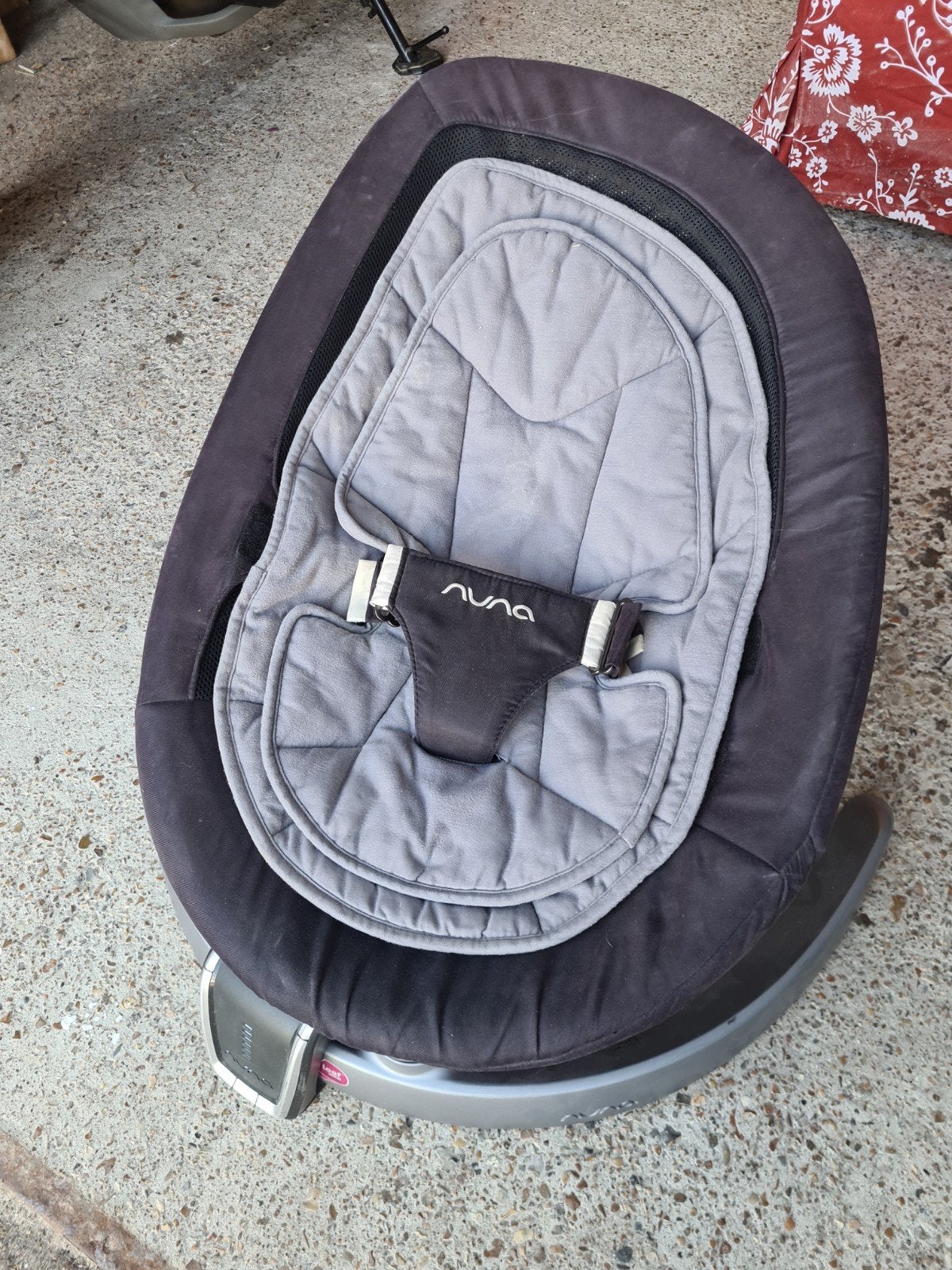 Nuna Leaf Wipstoel met motor unit - Comfortabel en Stijlvol, Ophalen