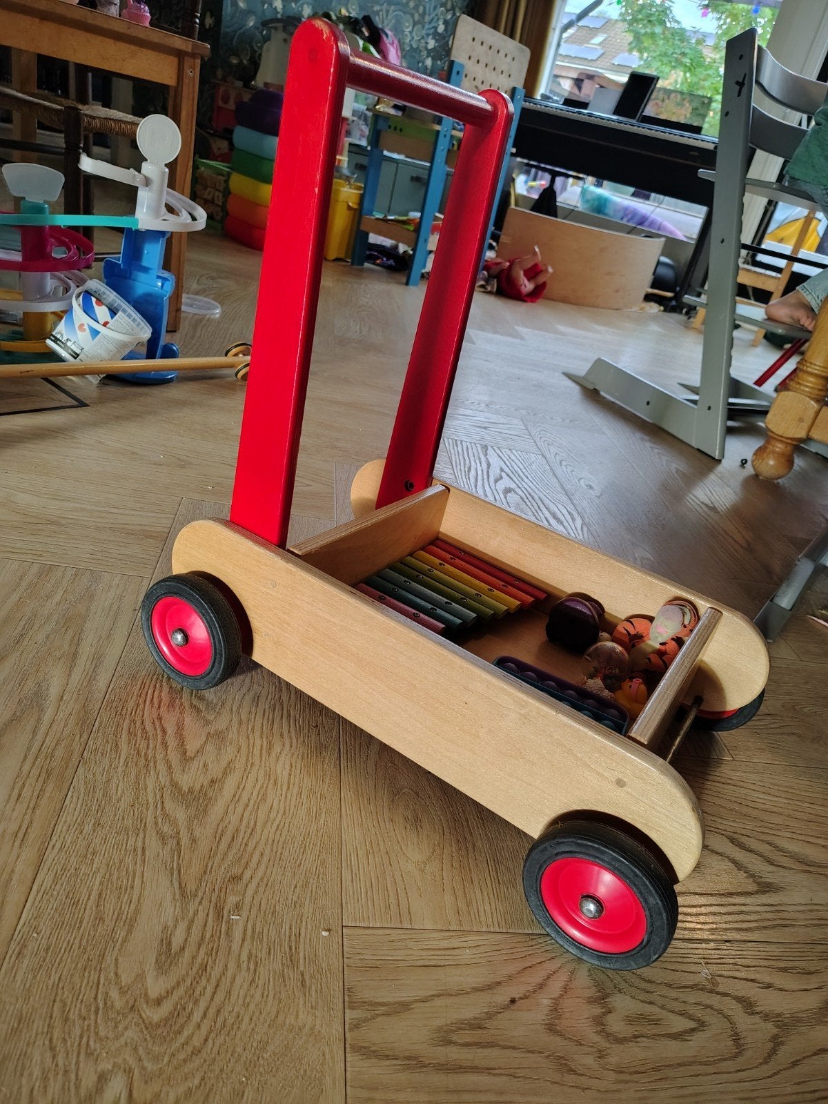 Houten loopwagen met rode duwstang en wieltjes, Ophalen, Gebruikt, Overige typen, Met wieltjes
