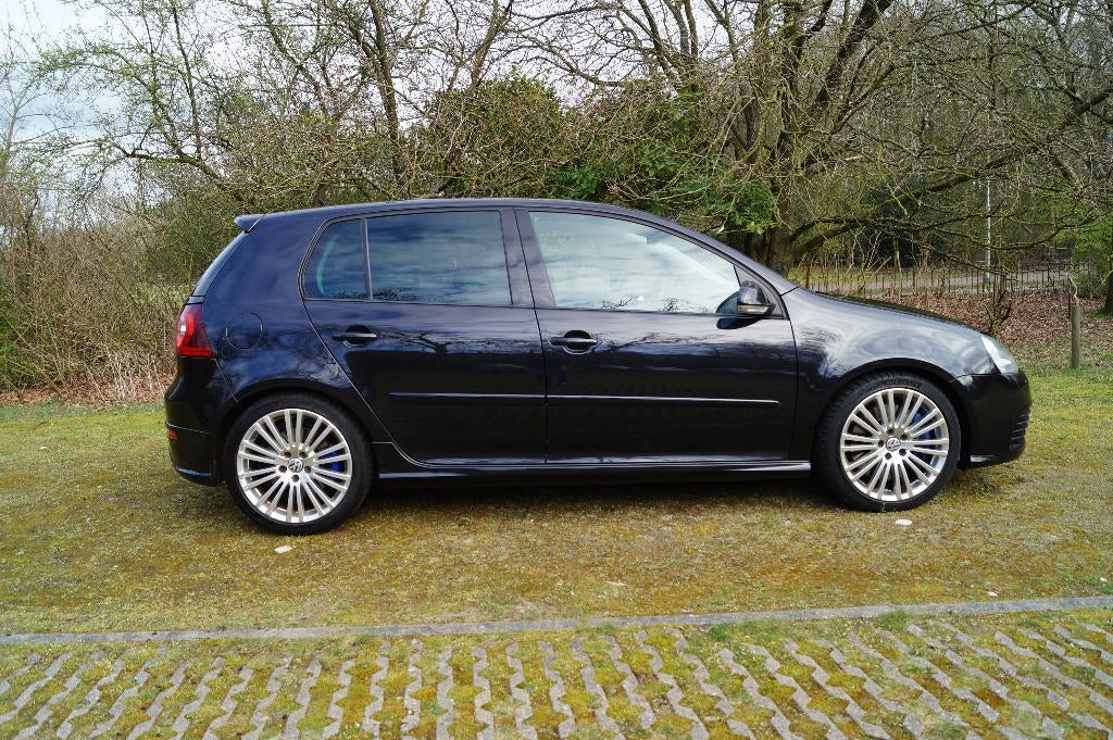 Volkswagen Golf 3.2 V6 R32 5D, 2de eigenaar, Auto's, Automaat, 3189 cc, Zwart, 10 km/l
