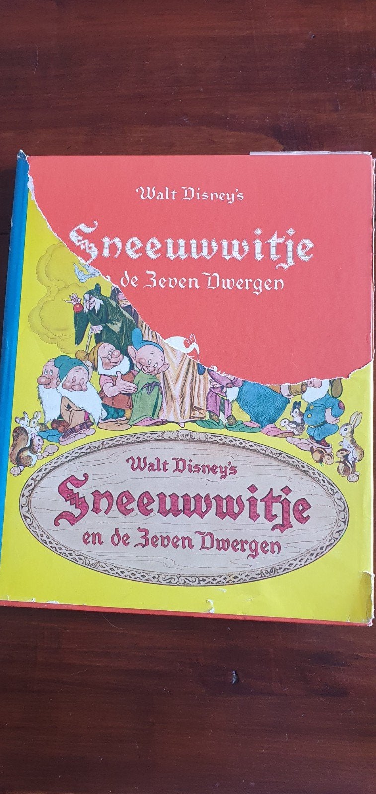 Walt Disney Sneeuwwitje en de Zeven Dwergen - 1e Druk, Boeken, Ophalen of Verzenden, Gelezen, Walt Disney