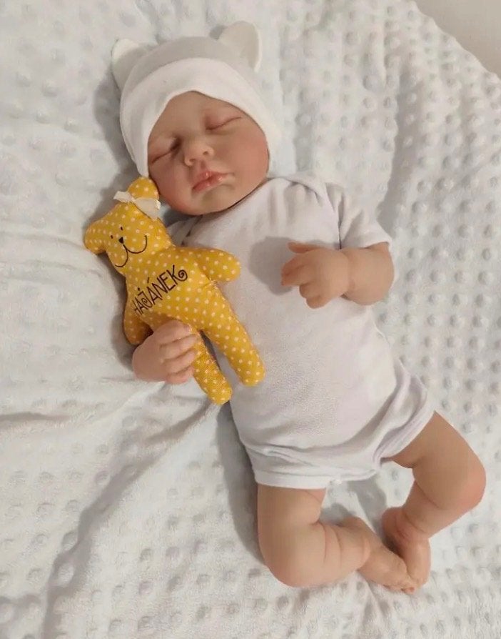 Reborn-pop: jongen in een witte outfit, Ophalen of Verzenden, Zo goed als nieuw