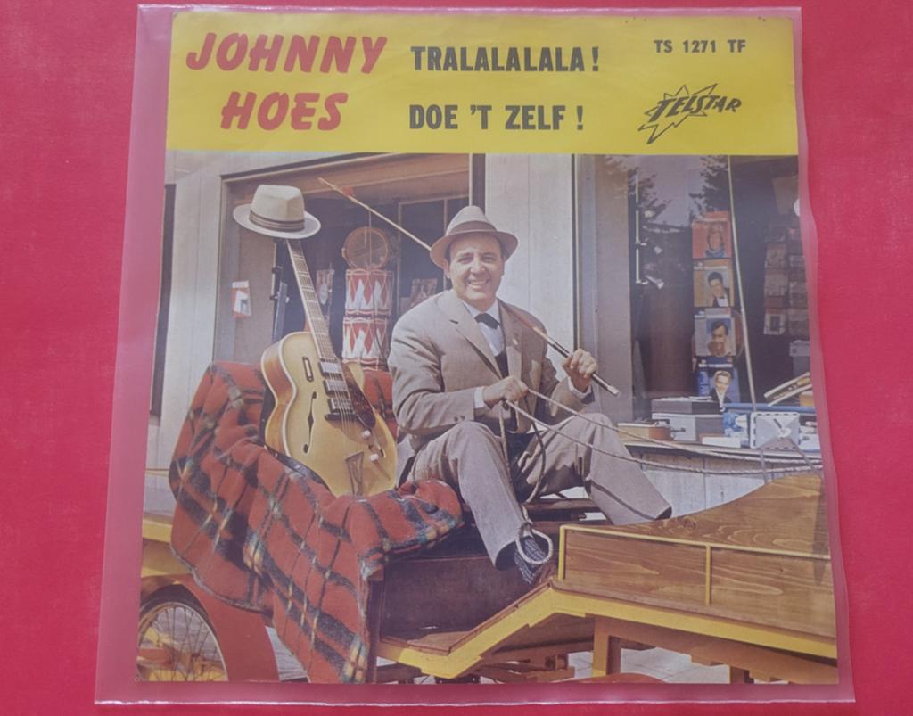 Johnny Hoes - Tralalalala! - Doe het zelf., Ophalen, Zo goed als nieuw, Overige formaten, Levenslied of Smartlap