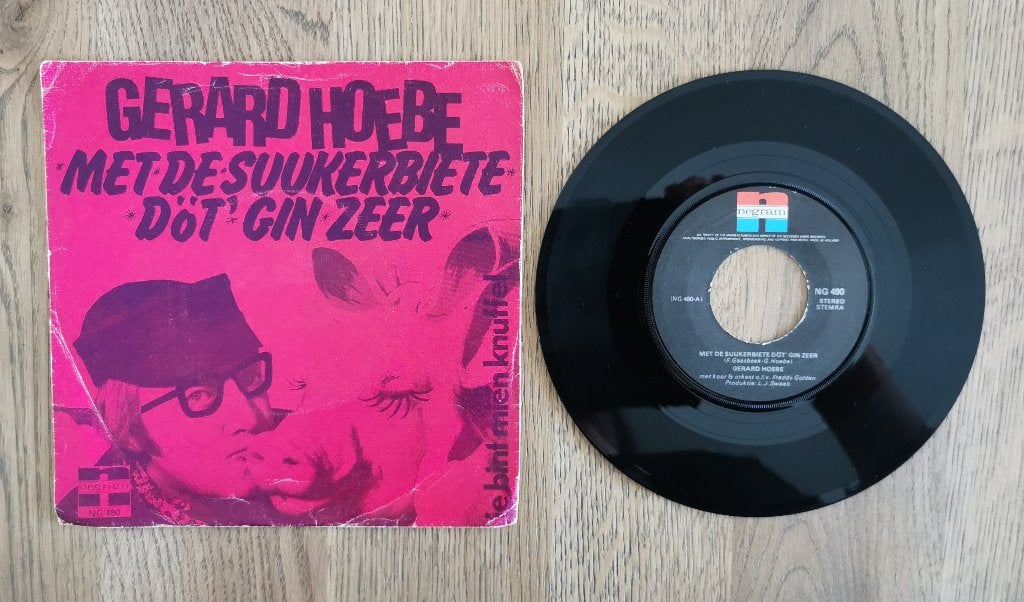 Single Gerard Hoebe - Met de suukerbiete döt' gin zeer, Ophalen of Verzenden, Gebruikt, Overige formaten, Levenslied of Smartlap