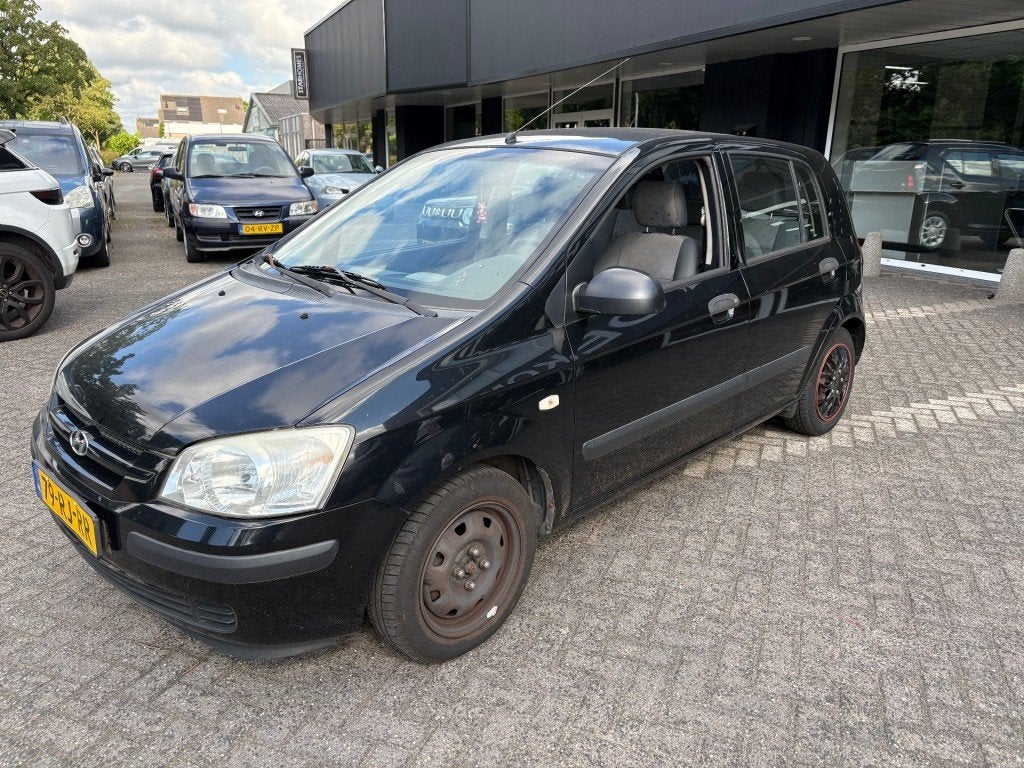 Hyundai GETZ 1.1I GL YOUNG / APK 01-2027 / EXPORT / 5 DEURS, Auto's, Hyundai, Voorwielaandrijving, 31 €/maand, 4 cilinders, Zwart