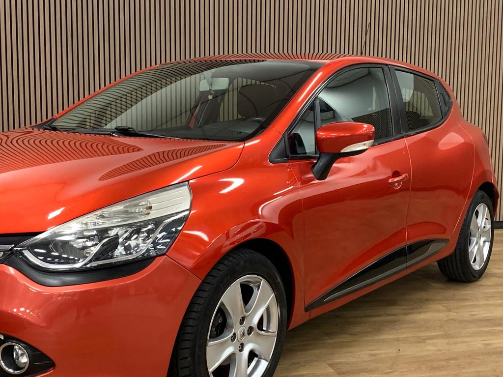 Renault Clio 0.9 TCe Dynamique|Navigatie|Airco|, Voorwielaandrijving, Stof, Zwart, 540 kg