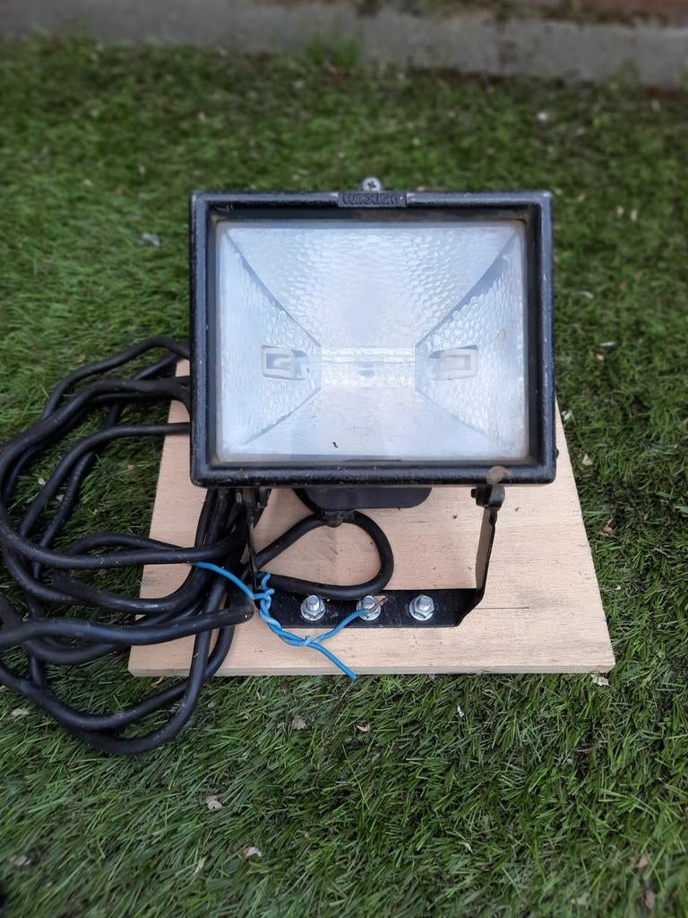 Eurolight Bouwlamp 500 Watt - Robuust en Krachtig, Ophalen of Verzenden, Gebruikt, 200 tot 500 watt, Lamp met armatuur