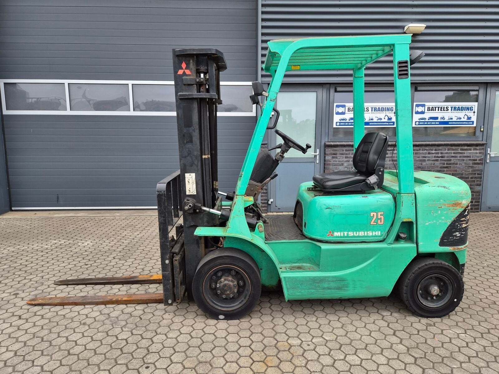 Mitsubishi FD25K, Year 2003, Sideshift, 2500kg Capacity dies, Diesel, Heftruck, Mitsubishi
