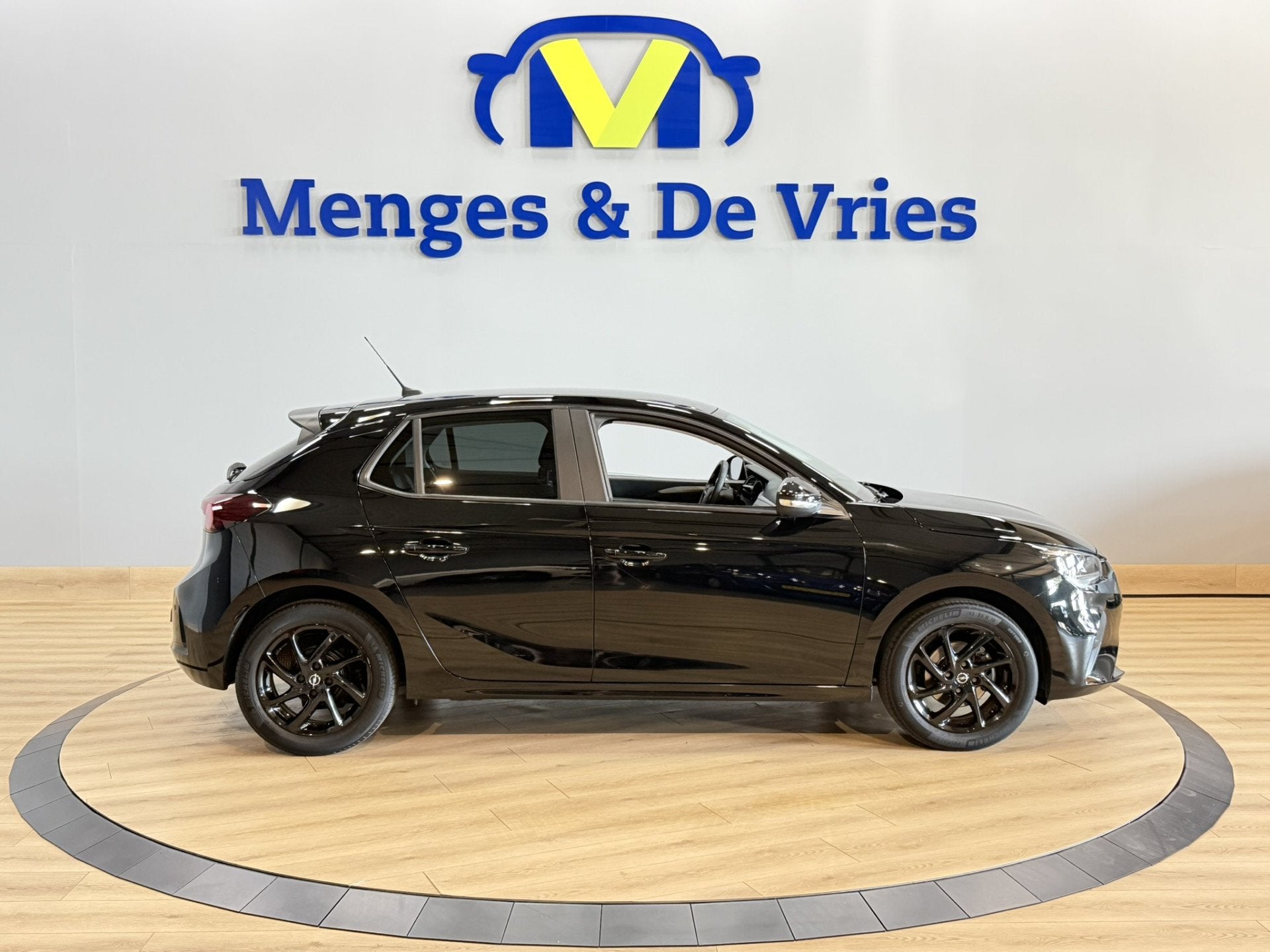 Opel Corsa 1.2 Edition Airco | Trekhaak | Parkeer Sensoren |, Auto's, Opel, Voorwielaandrijving, 12 maanden, Stof, 1199 cc