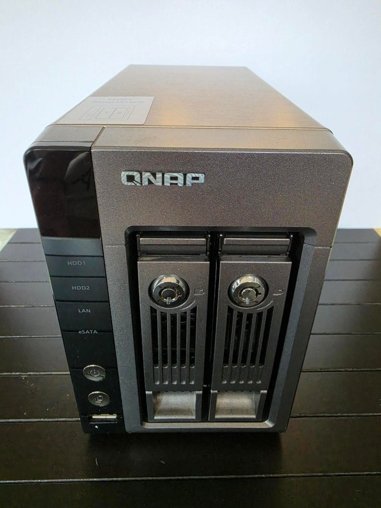 QNAP TS-219P NAS + 2x 1,5TB Samsung HDD, Computers en Software, Ophalen, Gebruikt