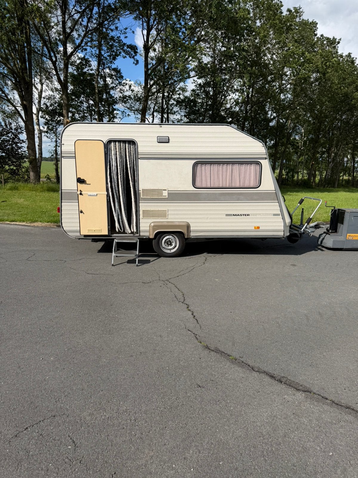 Te koop avento master 385 caravan, Caravans en Kamperen, Caravans, Standaardzit, Koelkast, 750 - 1000 kg, Particulier