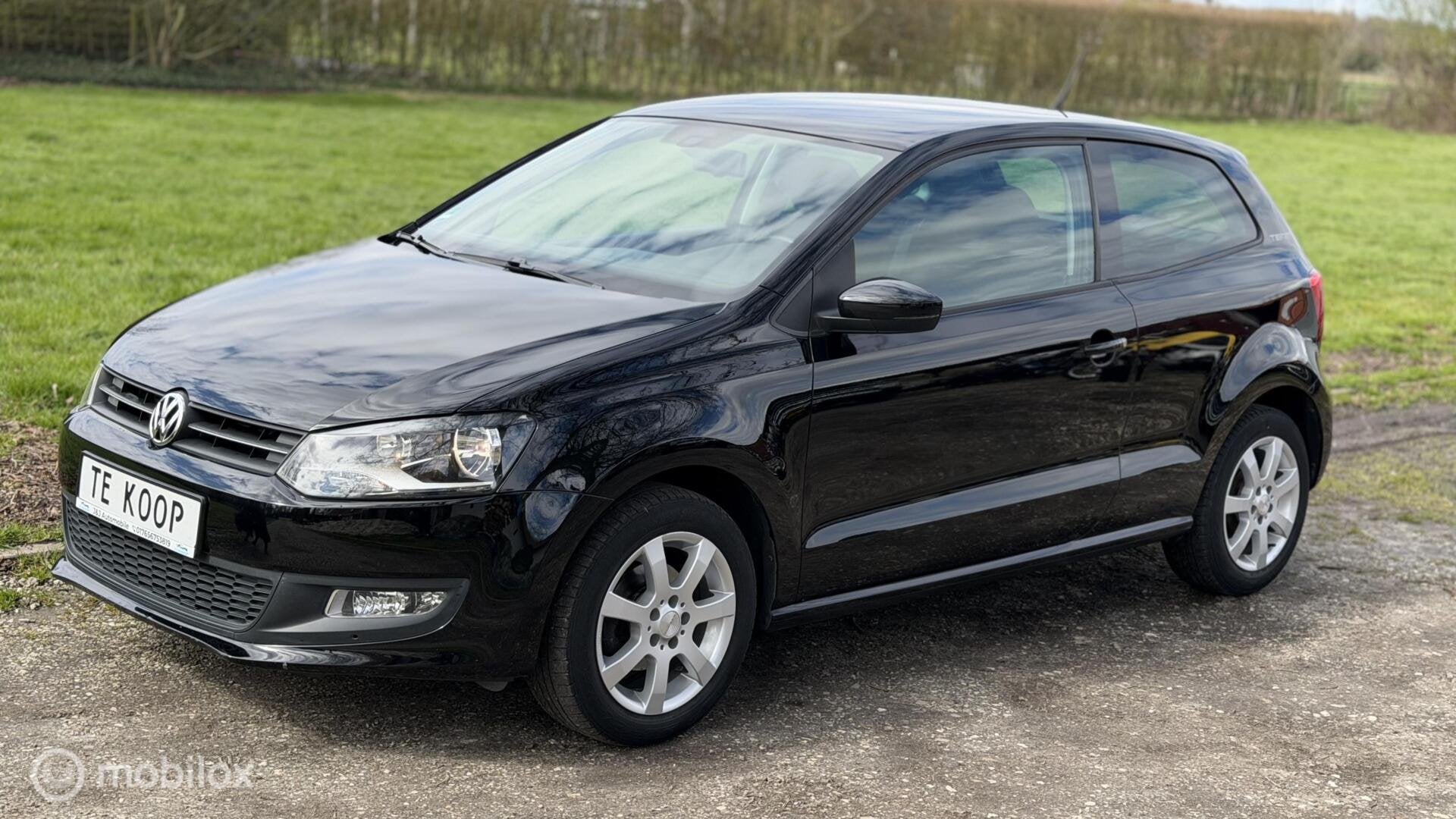 Volkswagen Polo 1.2 Easyline team / boekjes / apple carplay, Auto's, Voorwielaandrijving, 967 kg, Gebruikt, Parkeersensor