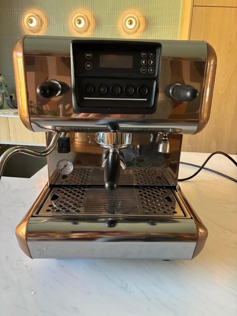 Te koop aangeboden: La San Marco 20/20 Plug & Play, Ophalen, Gebruikt, Espresso apparaat, 10 kopjes of meer